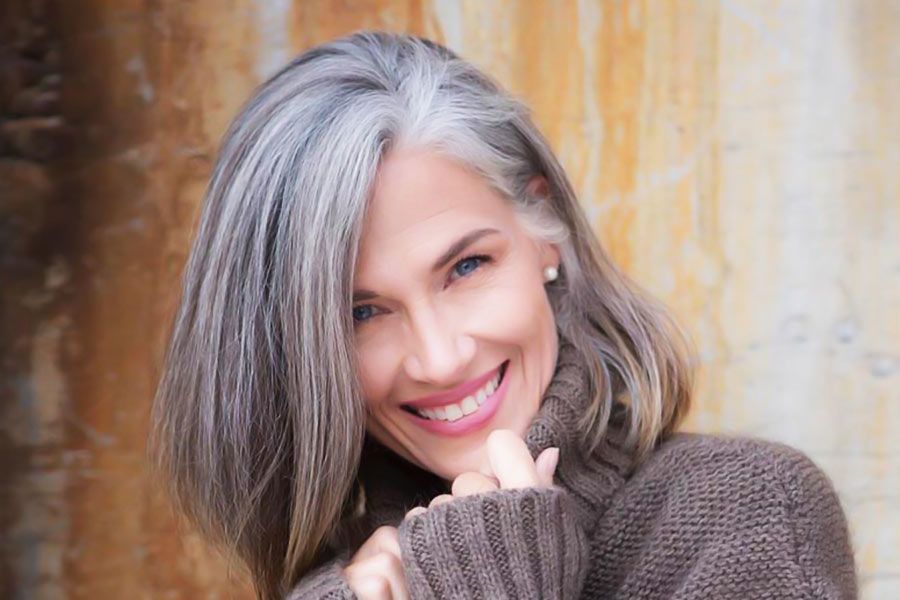 33 Sexy Short Hairstyles For Women Over 50